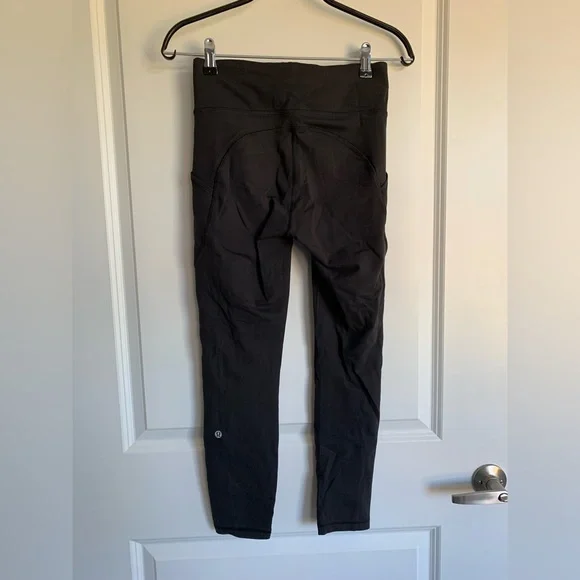 Lululemon Invigorate High-Rise Tight 25" in Black - Picture 4 of 5